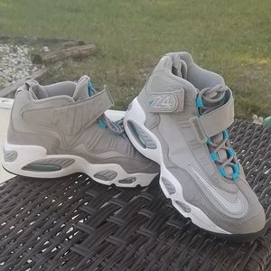 Nike Air Griffey Max 1. Size 9